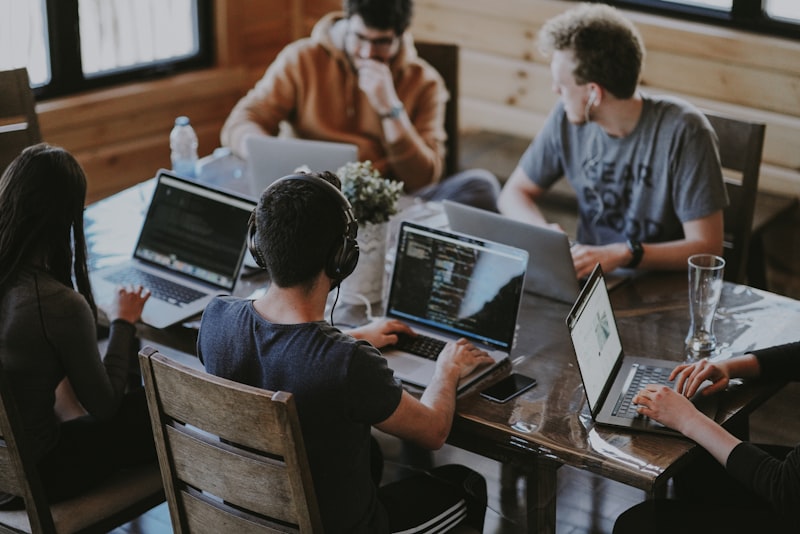 How to Get More Party Bookings in Direct Sales (2025 Guide)