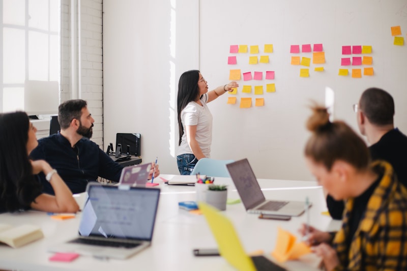Host Coaching Tips That Actually Work for Direct Sales Consultants
